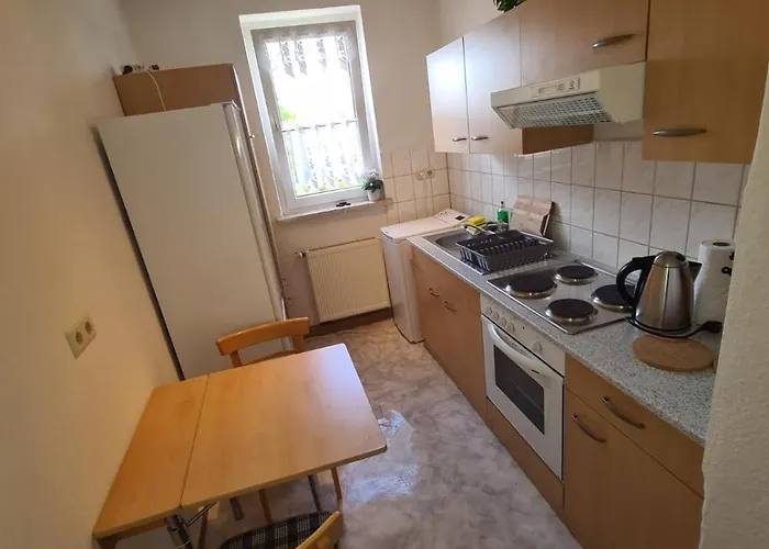 Lägenhet Schoene Fuer Reisende & Berufstaetige